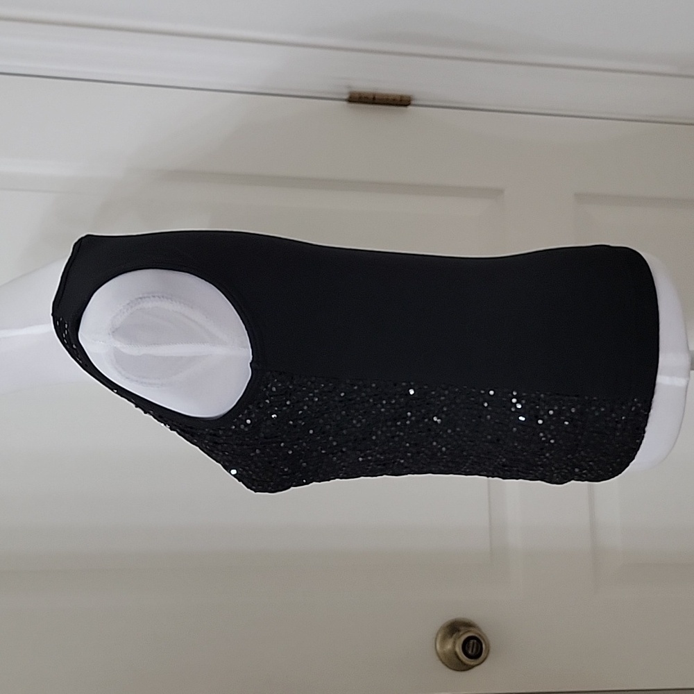 Mossimo Supply Co. Black Sequin Sleeveless Top - Picture 3 of 10